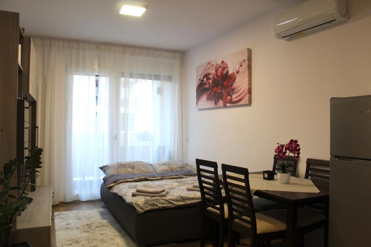 Apartman Sarah Daire Oradea Dış mekan fotoğraf