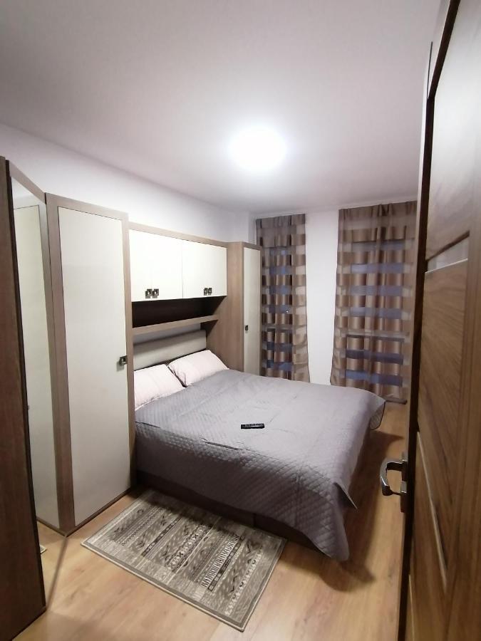 Apartman Sarah Daire Oradea Dış mekan fotoğraf