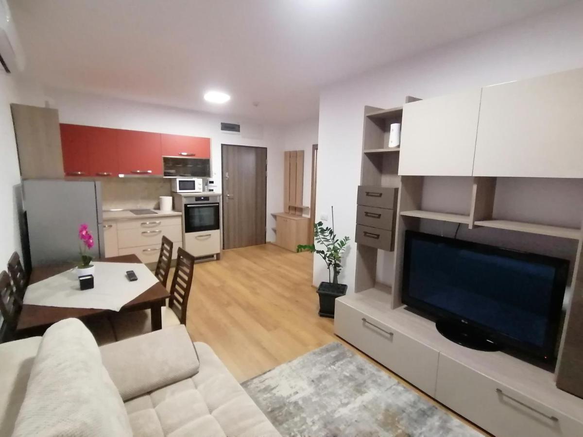 Apartman Sarah Daire Oradea Dış mekan fotoğraf
