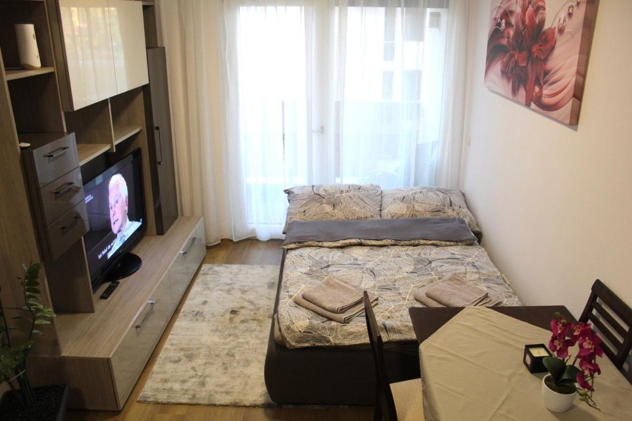 Apartman Sarah Daire Oradea Dış mekan fotoğraf
